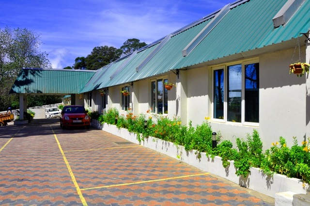 Quality Inn Sabari Resorts