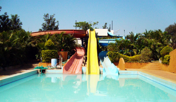 The Country Club Water World